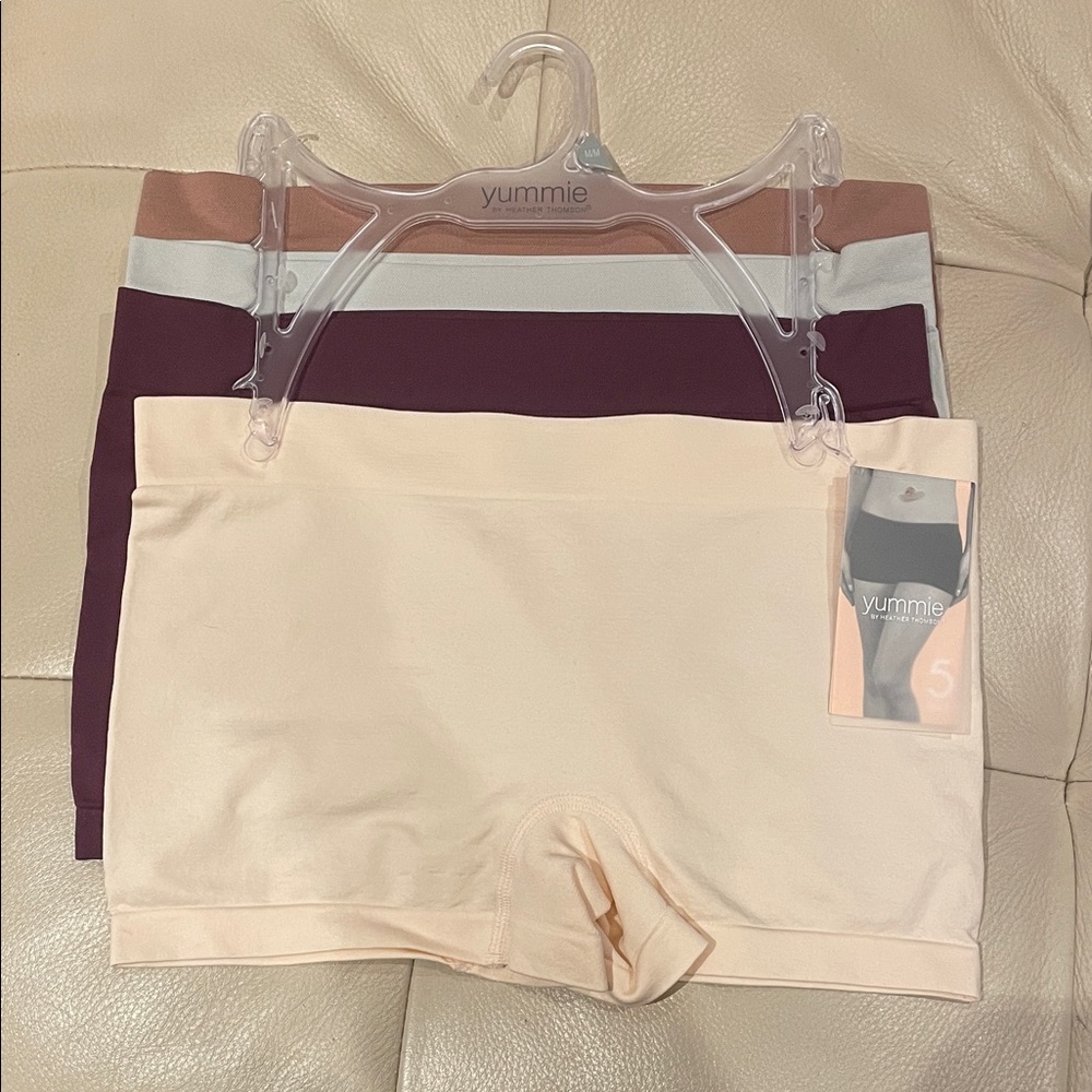 Women Yummie Seamless Boyshorts Set